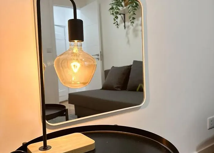 Chiado Hideaway Comfort In The Heart Of דירה ליסבון